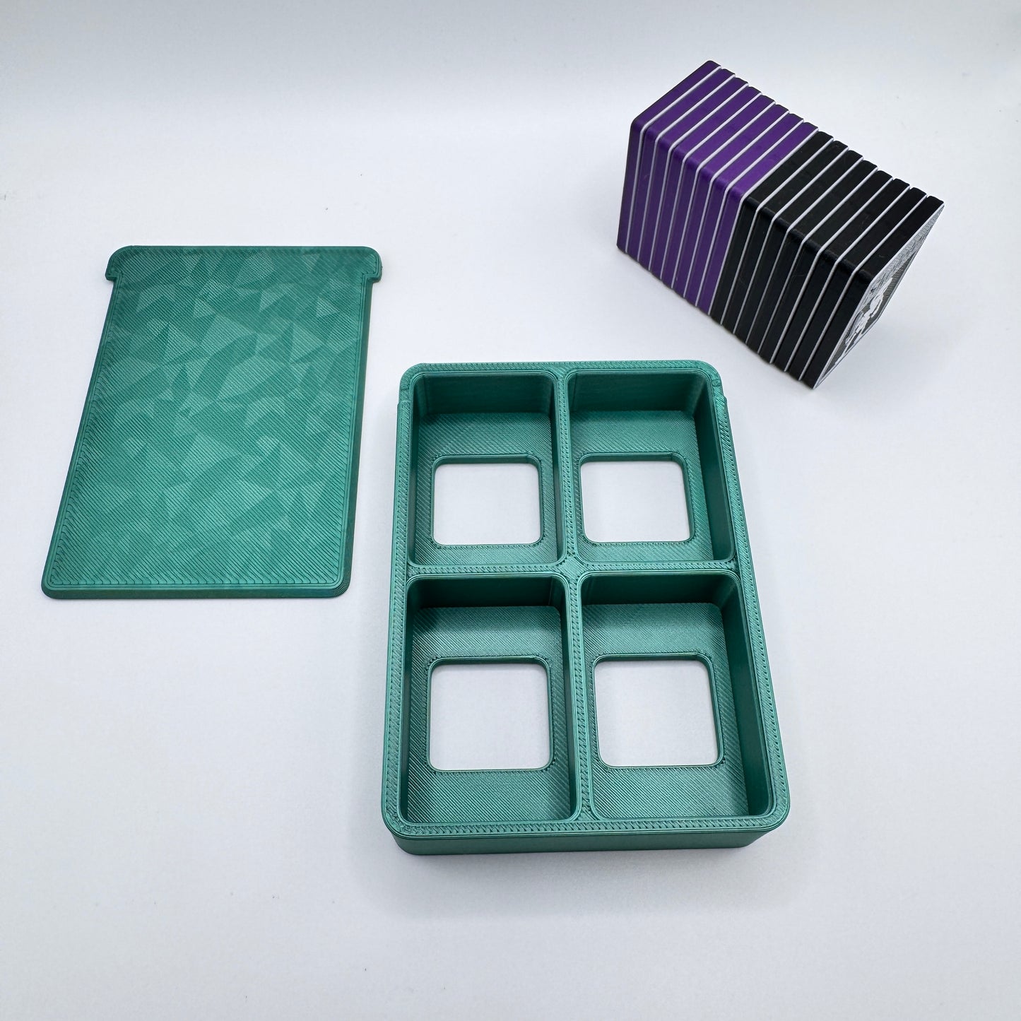 Base w/Sliding Top - Green (up to 16 tokens)