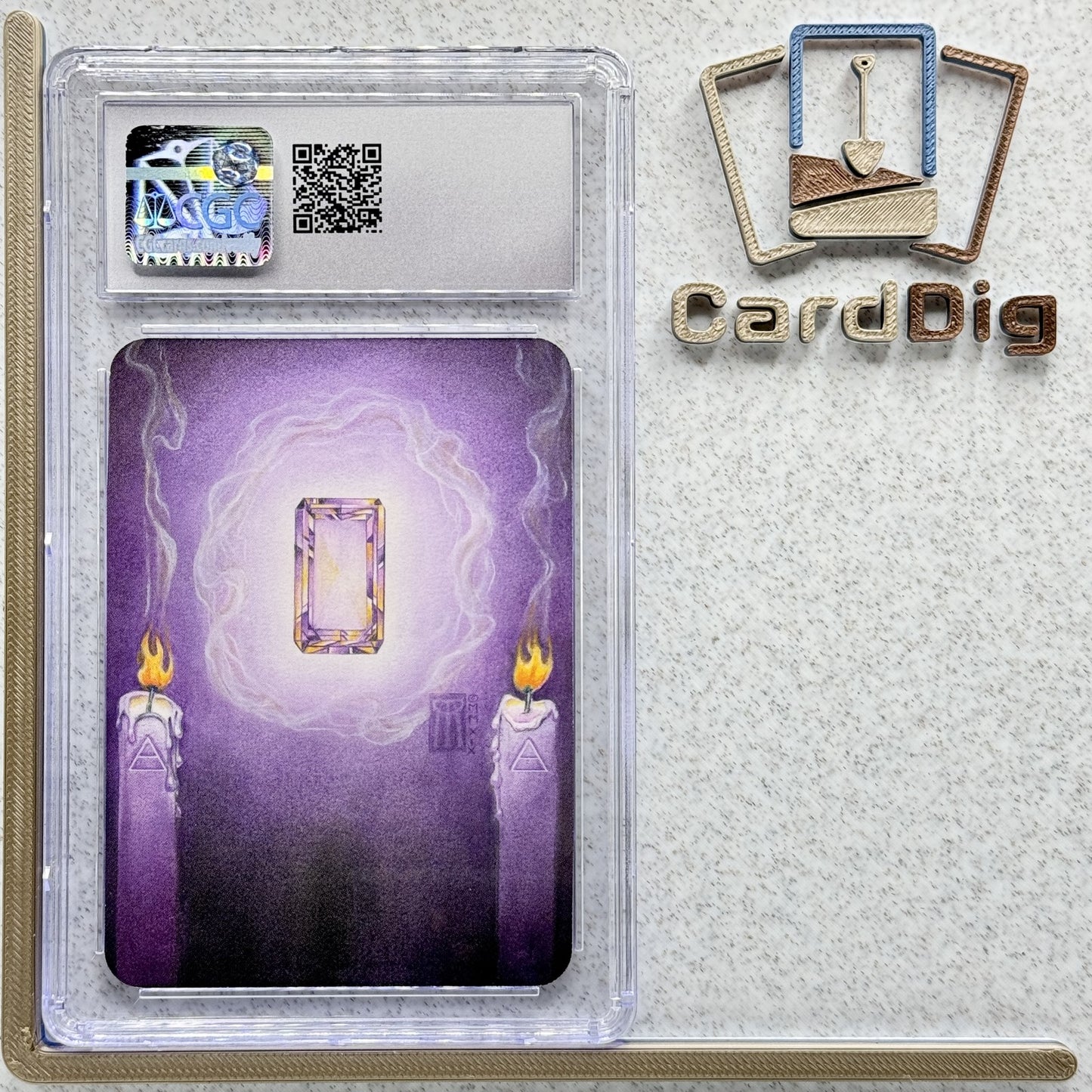 Amethyst Core  - Foil Graded (α Unq)