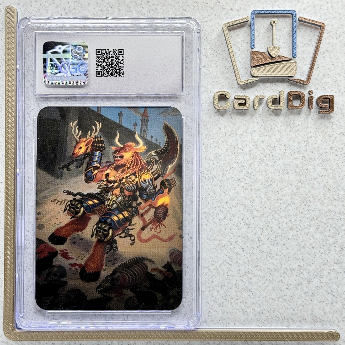 Maze Minotaur - Foil Graded (α Elite)