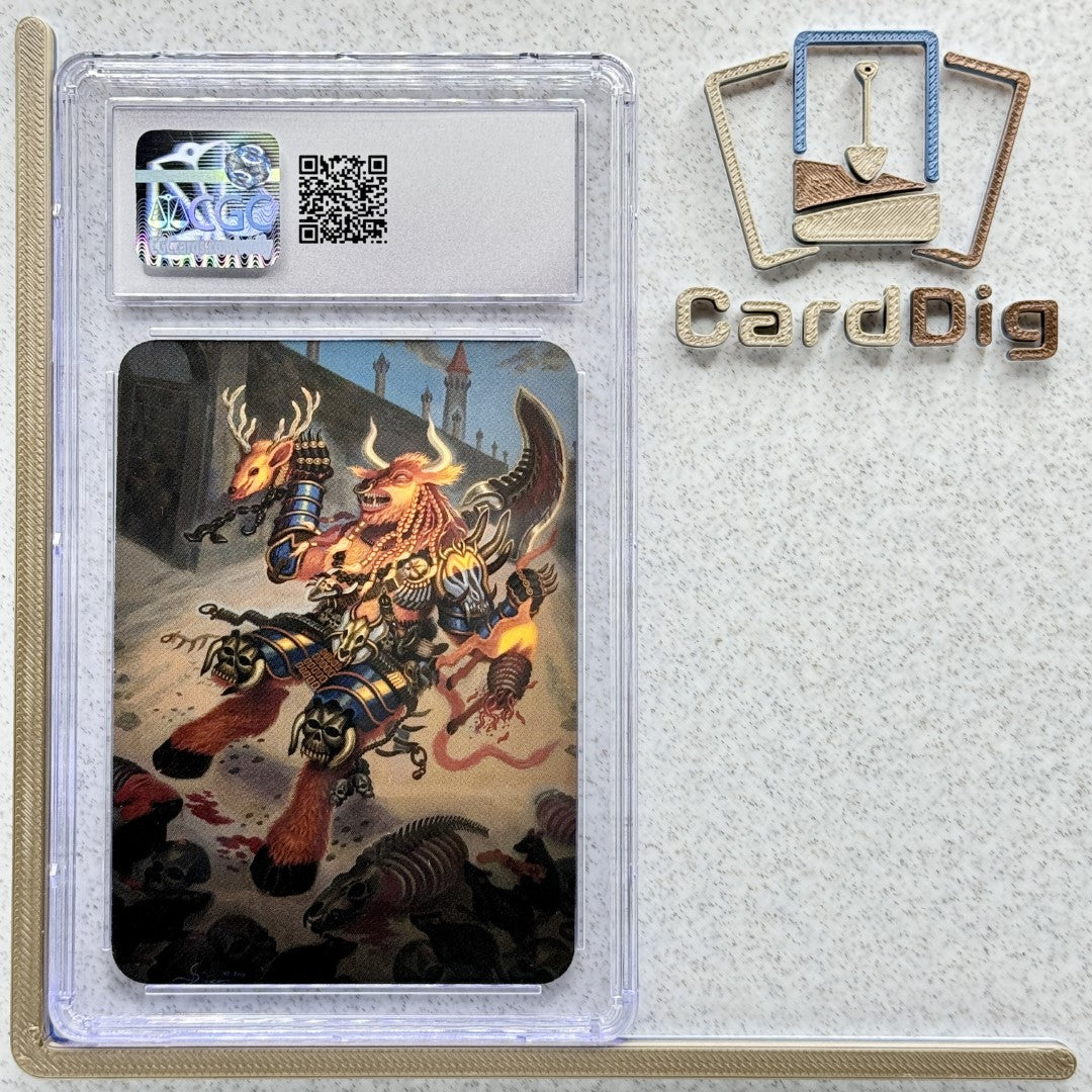 Maze Minotaur  - Foil Graded (α Elite)