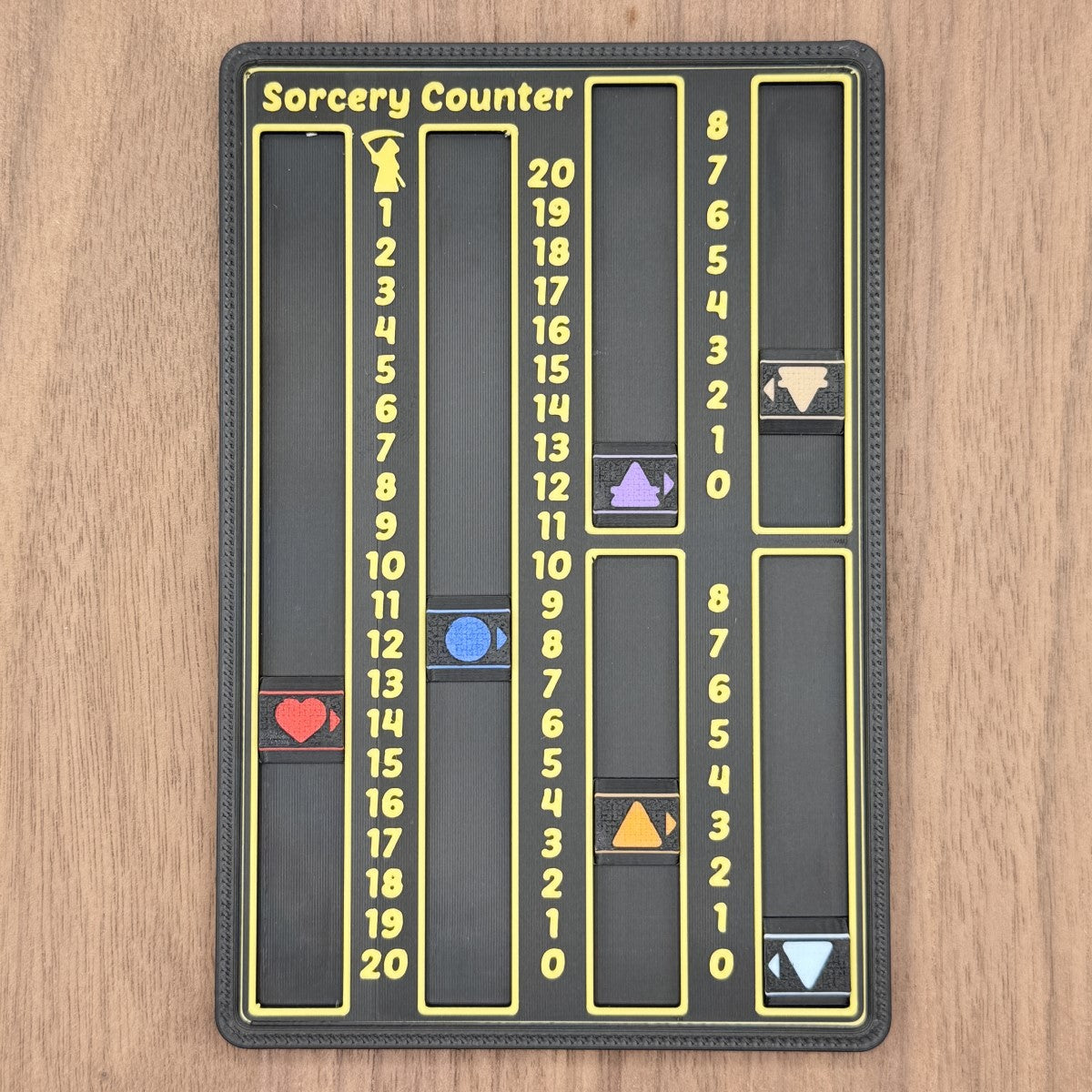 Sorcery Counter - Yellow on Black
